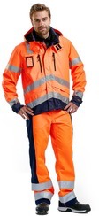 48371977 High Vis. Jas Ongevoerd